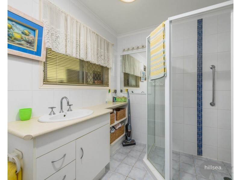 4 Robe Court, Helensvale QLD 4212