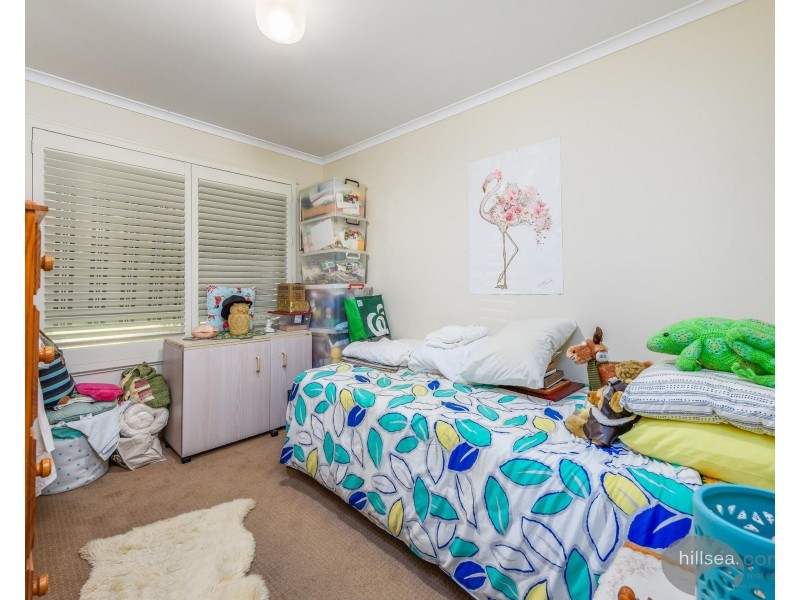 4 Robe Court, Helensvale QLD 4212