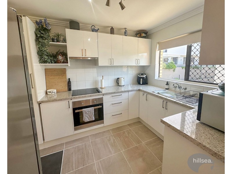 10/115 Frank Street, Labrador QLD 4215