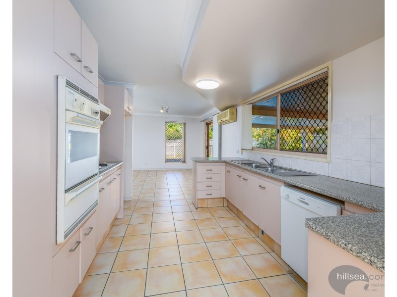 2 Cayman Court, Runaway Bay QLD 4216