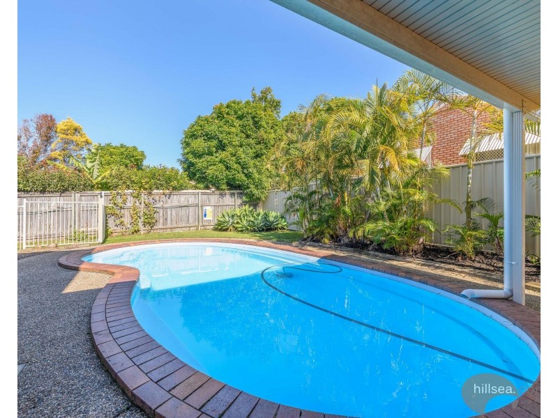 2 Cayman Court, Runaway Bay QLD 4216