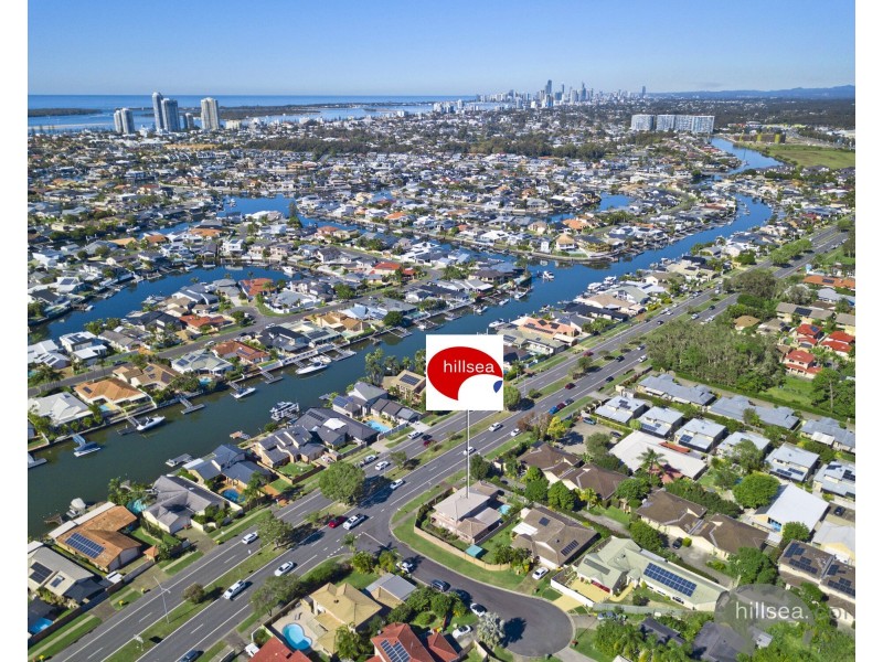 2 Cayman Court, Runaway Bay QLD 4216