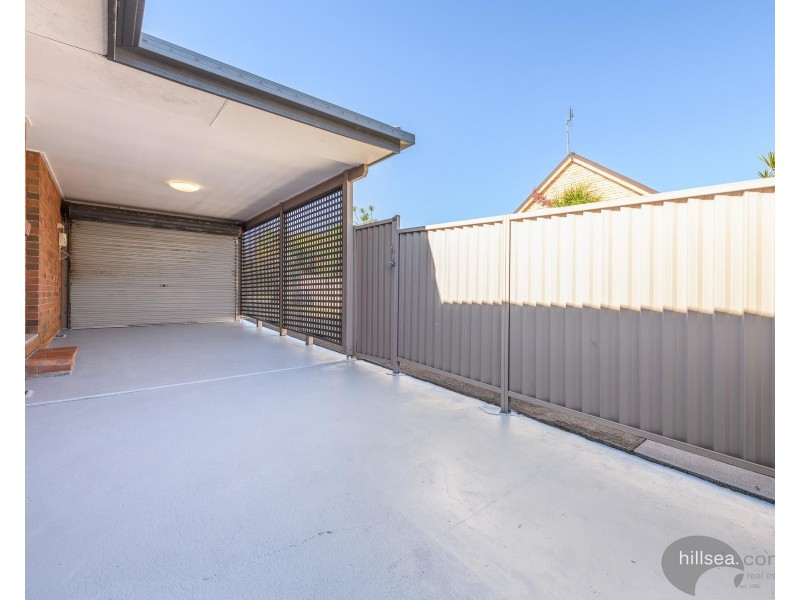 1/8 McWilliam Close, Labrador QLD 4215