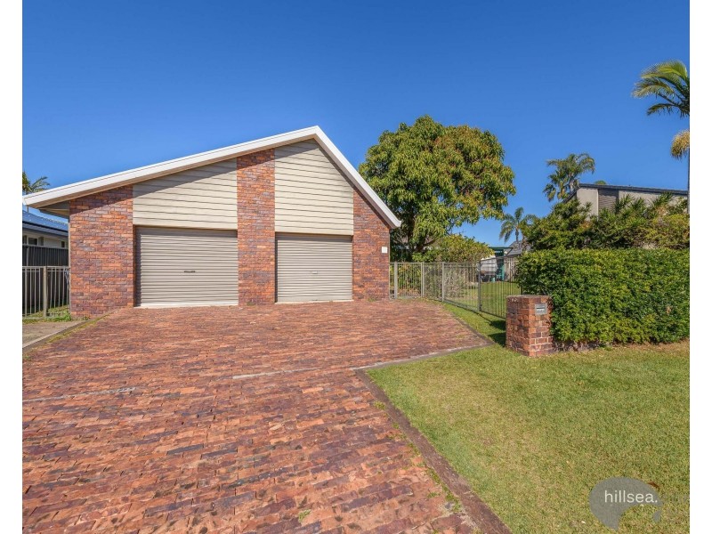 8 Kikori Crescent, Runaway Bay QLD 4216