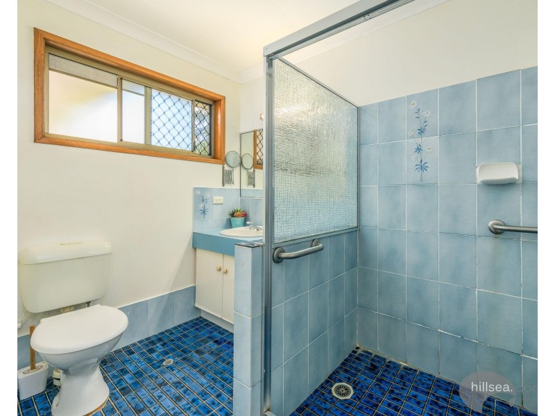 8 Kikori Crescent, Runaway Bay QLD 4216