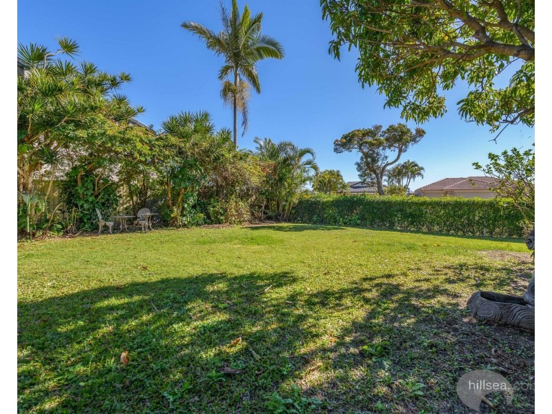 8 Kikori Crescent, Runaway Bay QLD 4216