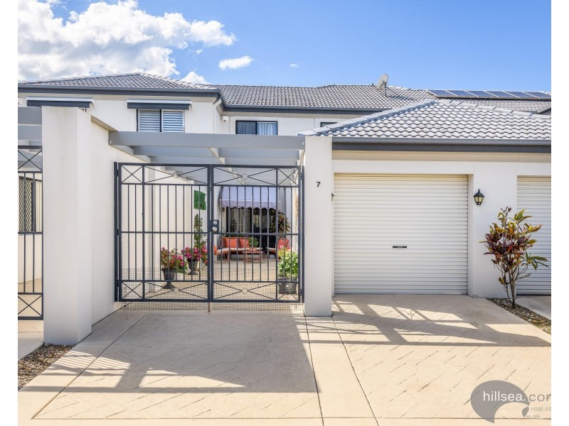 7/2 Bronberg Court, Southport QLD 4215