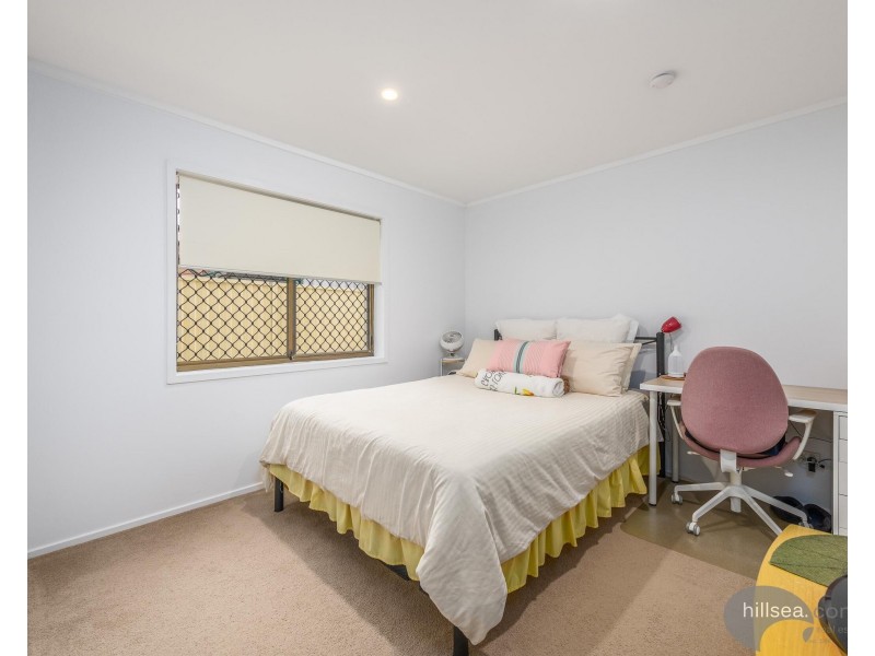 10 Kikori Crescent, Runaway Bay QLD 4216