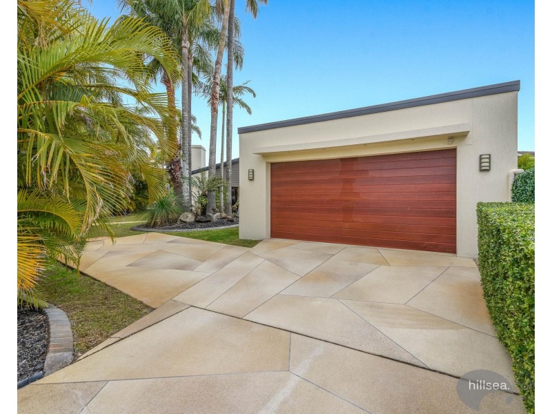 10 Kikori Crescent, Runaway Bay QLD 4216