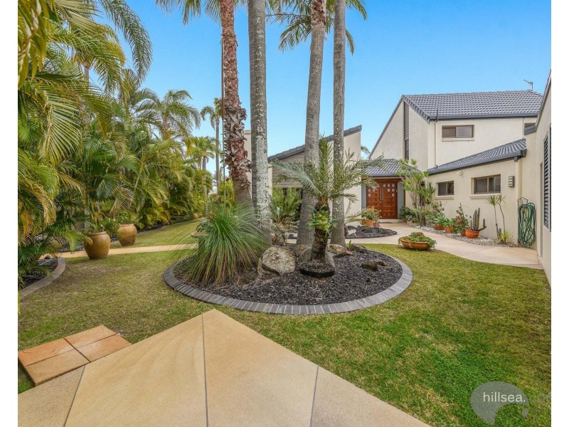 10 Kikori Crescent, Runaway Bay QLD 4216