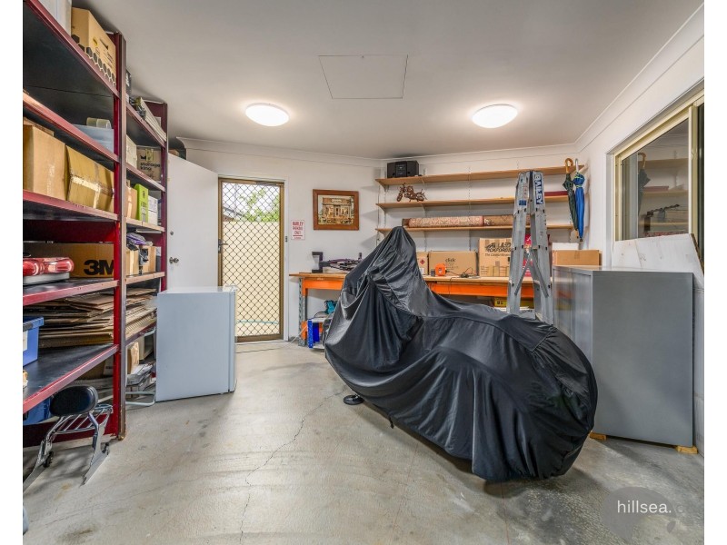 10 Kikori Crescent, Runaway Bay QLD 4216