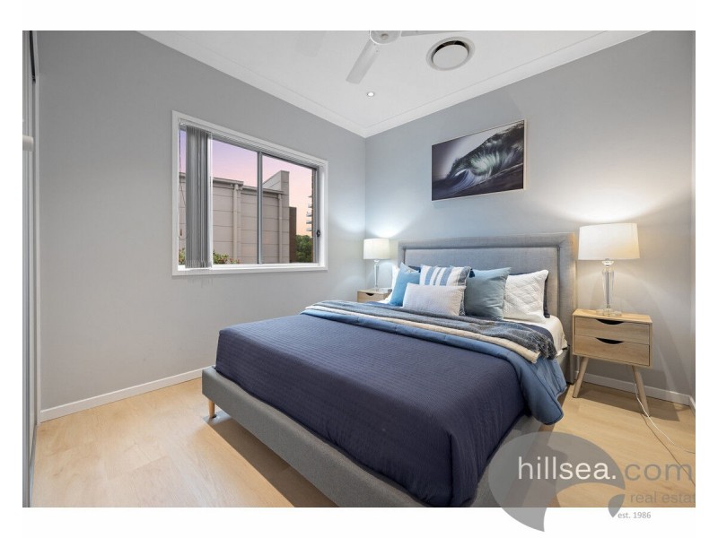 2/8 Compass Drive, Biggera Waters QLD 4216