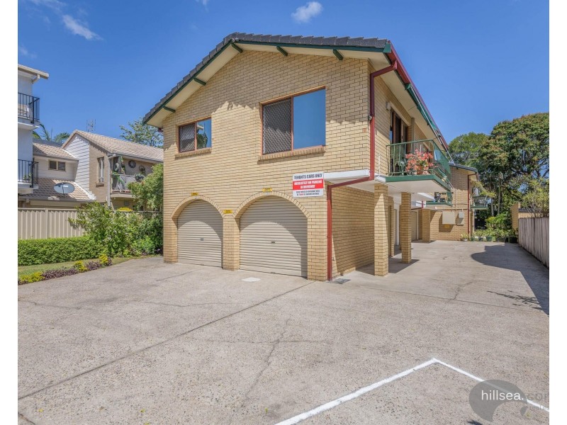2/168 Frank Street, Labrador QLD 4215