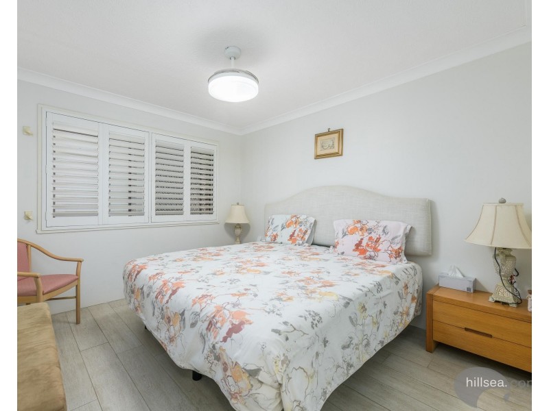 2/168 Frank Street, Labrador QLD 4215