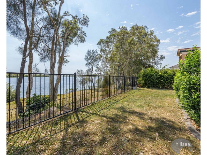 25 The Estuary, Coombabah QLD 4216