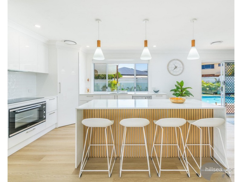 15 Salamau Street, Runaway Bay QLD 4216