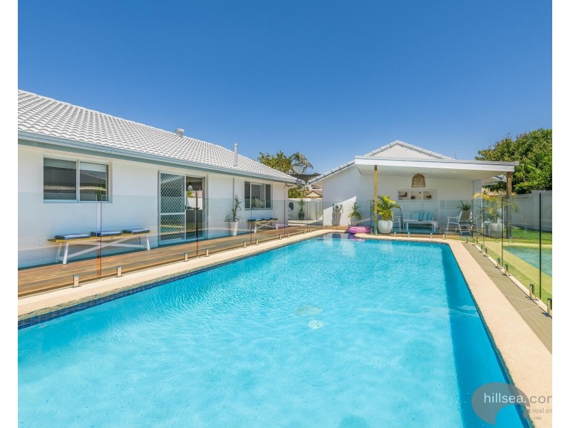 15 Salamau Street, Runaway Bay QLD 4216
