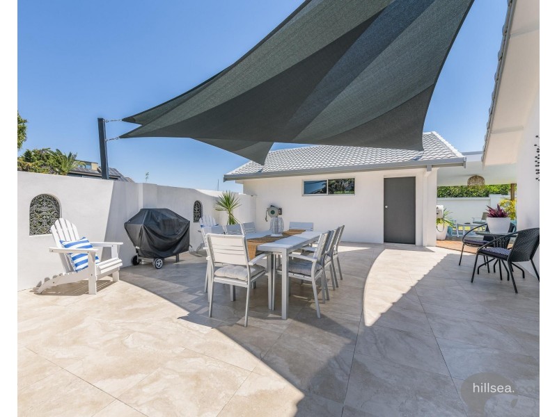 15 Salamau Street, Runaway Bay QLD 4216