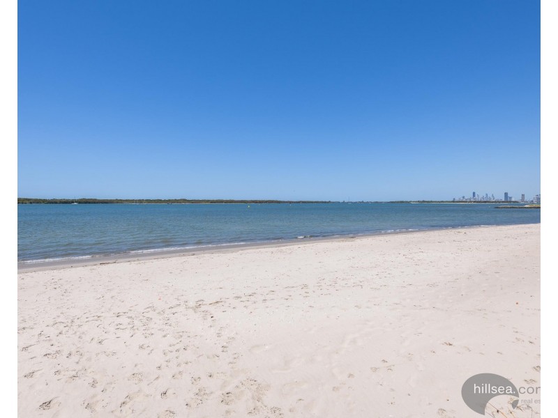 15 Salamau Street, Runaway Bay QLD 4216