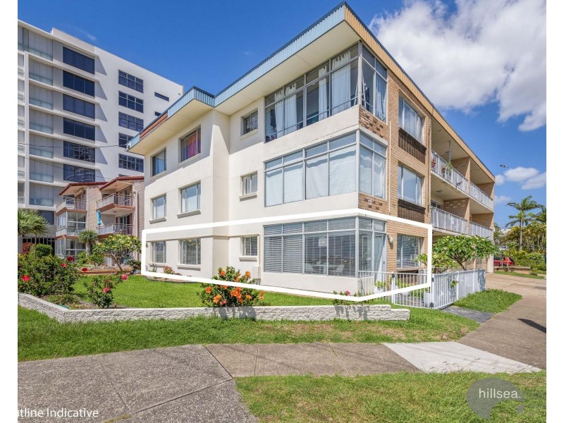 1/290 Marine Parade, Labrador QLD 4215
