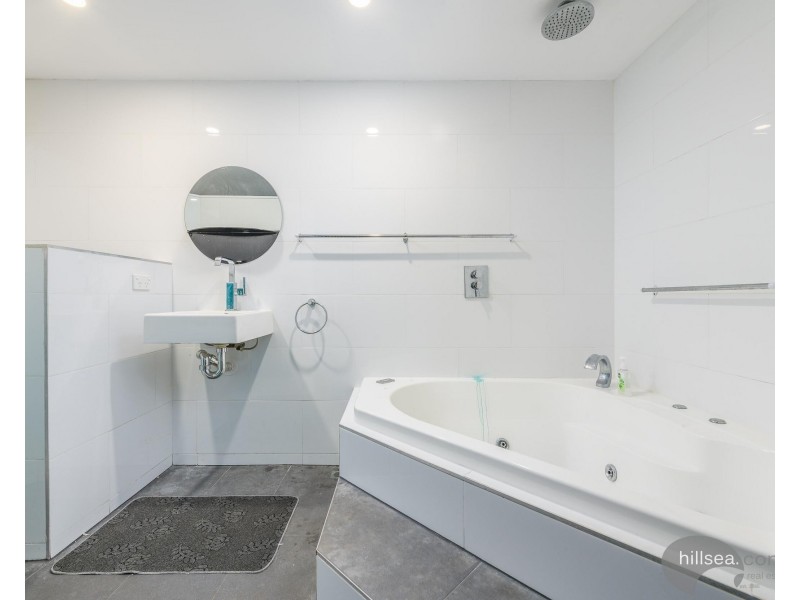 3/39 Madang Crescent, Runaway Bay QLD 4216