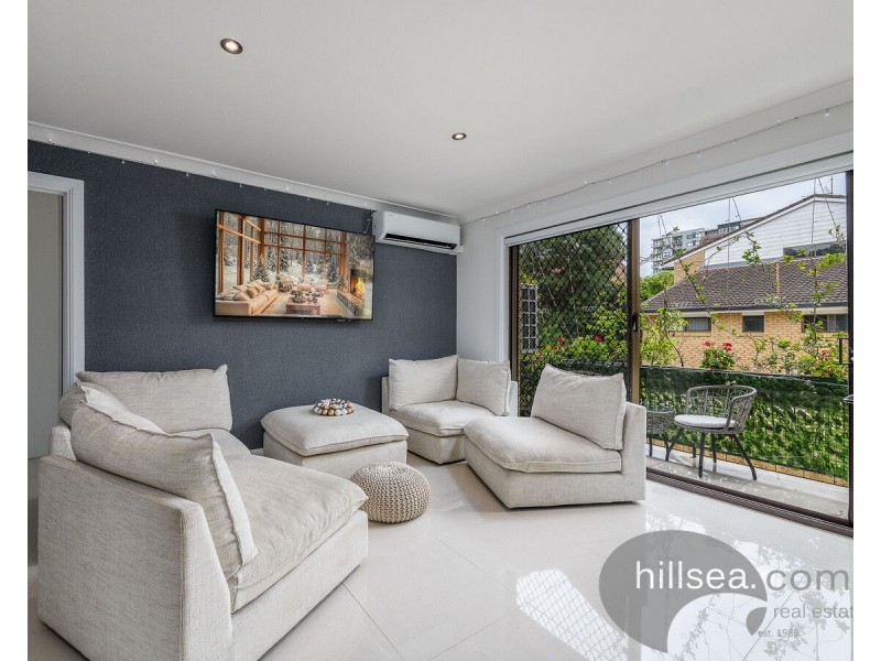 5/168 Frank Street, Labrador QLD 4215