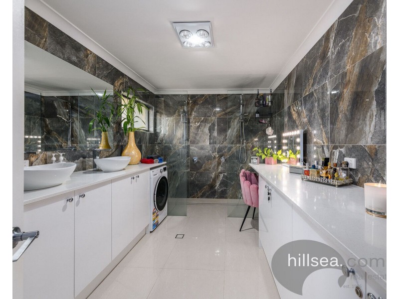 5/168 Frank Street, Labrador QLD 4215