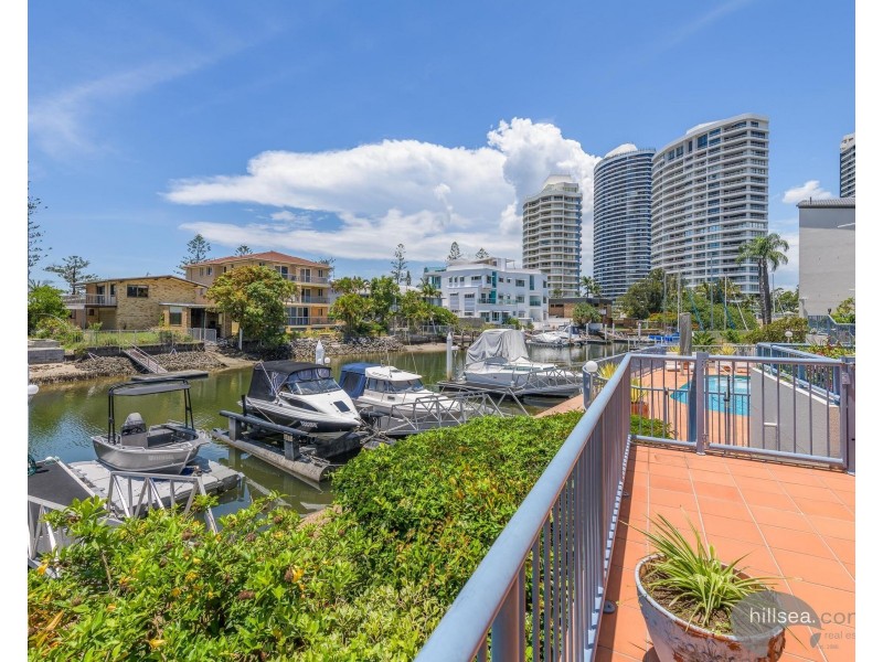 4/9-13 Madang Crescent, Runaway Bay QLD 4216