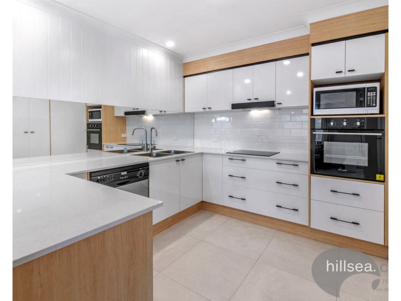 59/88-98 Limetree Parade, Runaway Bay QLD 4216