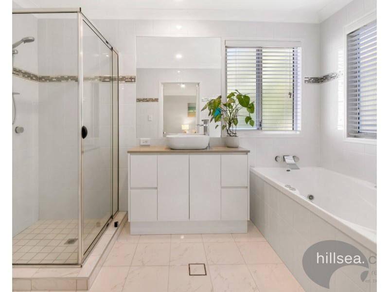 59/88-98 Limetree Parade, Runaway Bay QLD 4216