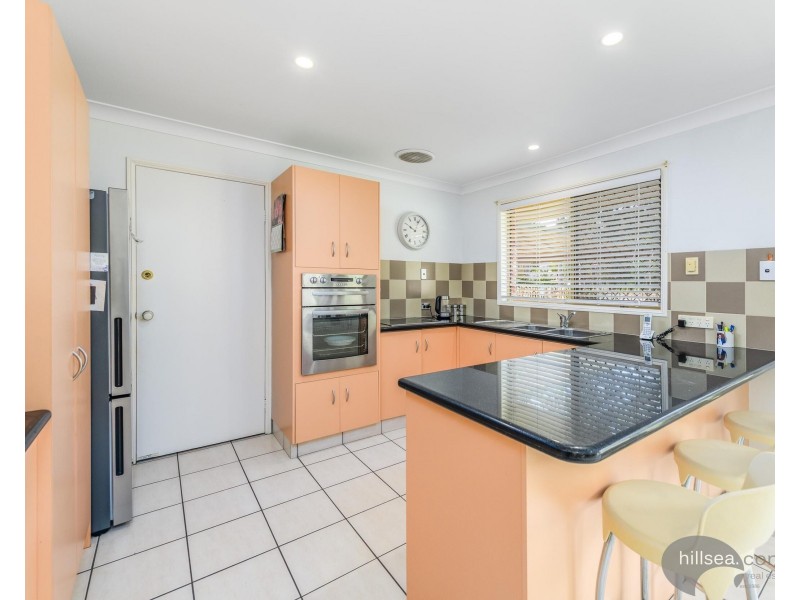 1/2 Coventry Court, Labrador QLD 4215