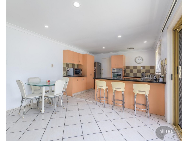 1/2 Coventry Court, Labrador QLD 4215