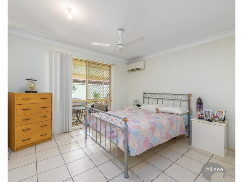 1/2 Coventry Court, Labrador QLD 4215
