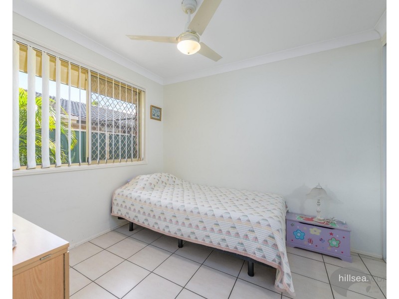 1/2 Coventry Court, Labrador QLD 4215