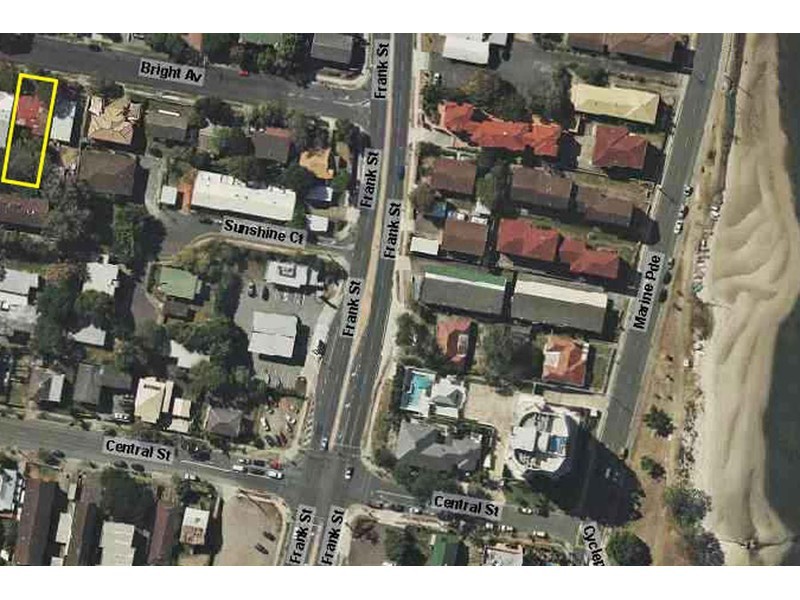 16 Bright Avenue, Labrador QLD 4215