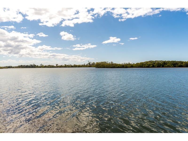 50 The Estuary, Coombabah QLD 4216