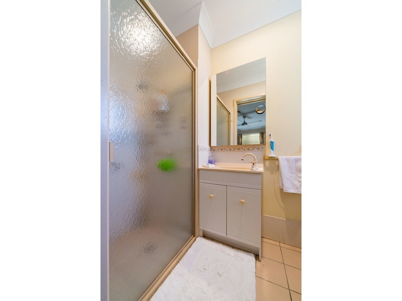 45 Poinsettia Avenue, Hollywell QLD 4216