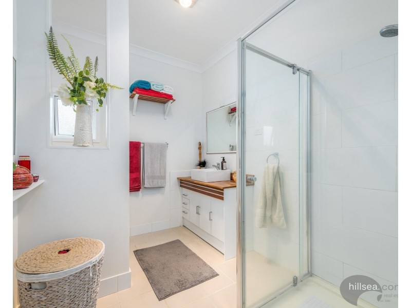 4 Allinga Street, Coombabah QLD 4216