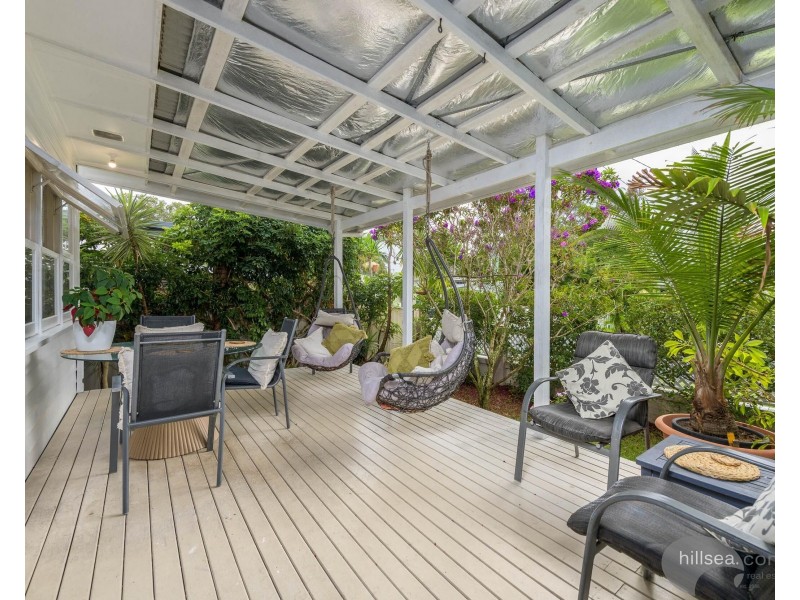 4 Allinga Street, Coombabah QLD 4216