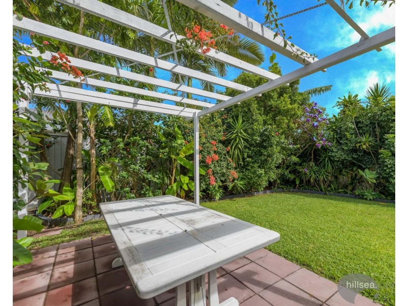 4 Allinga Street, Coombabah QLD 4216
