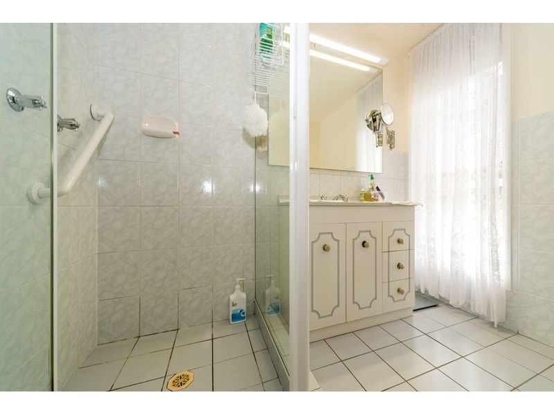 24 Gooding Drive, Coombabah QLD 4216