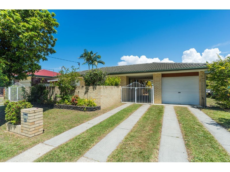 10 St Nicholas Street, Runaway Bay QLD 4216