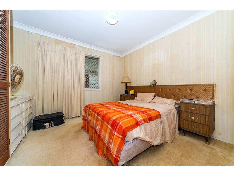 10 St Nicholas Street, Runaway Bay QLD 4216
