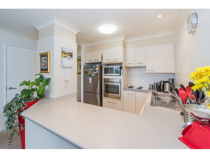 50/37 Bayview Street, Runaway Bay QLD 4216