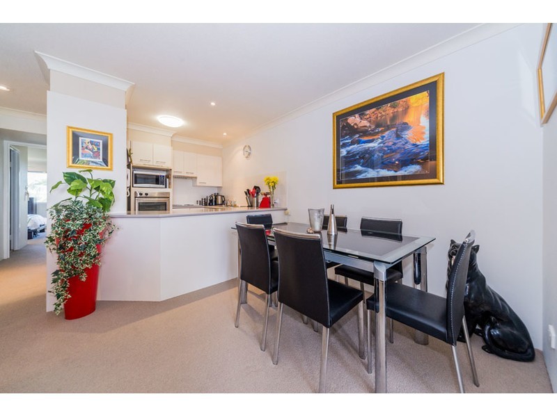 50/37 Bayview Street, Runaway Bay QLD 4216