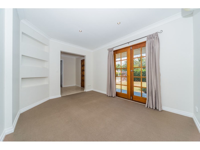 47 Deagon Drive, Runaway Bay QLD 4216