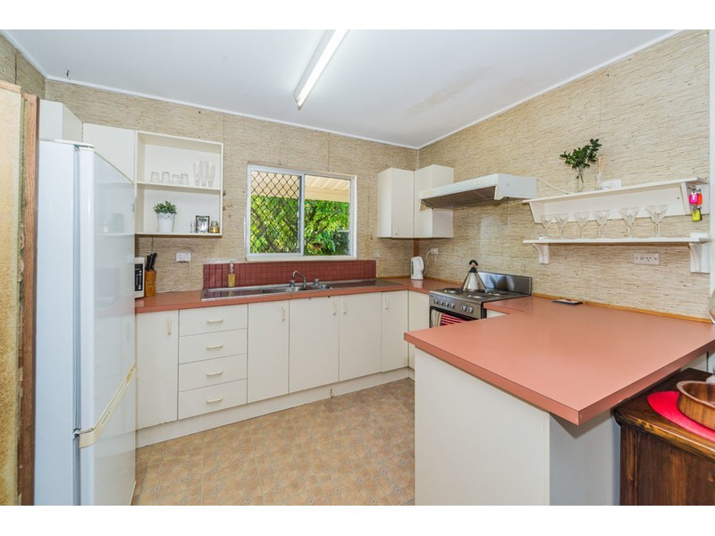 5 Drome Street, Runaway Bay QLD 4216