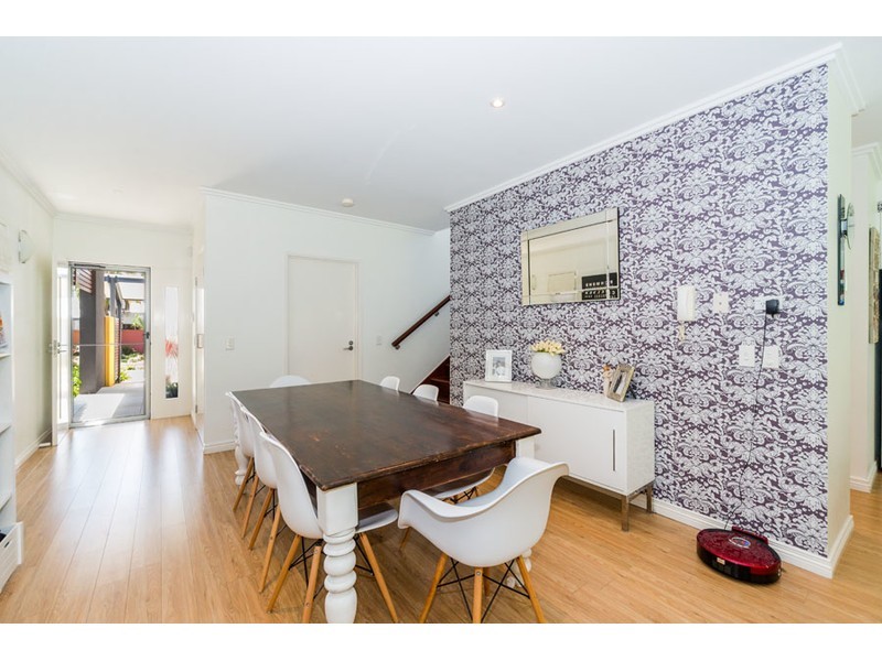 75/181 Lae Drive, Coombabah QLD 4216