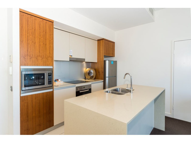 210/3018 Surfers Paradise Boulevard, Surfers Paradise QLD 4217