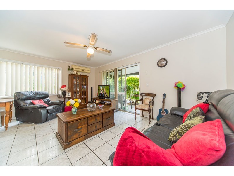 318 Oxley Drive, Coombabah QLD 4216